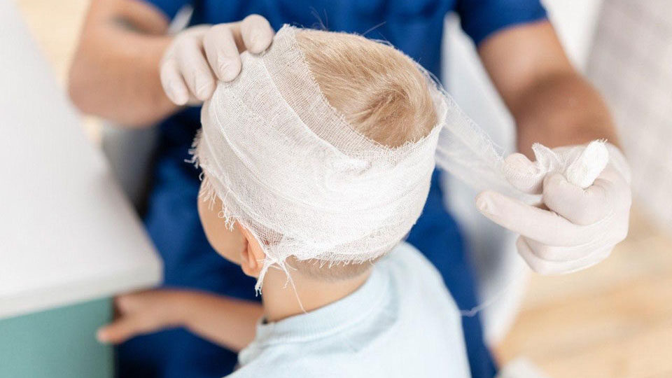 Когда нужно обращаться к врачу при сотрясении мозга у ребенка?